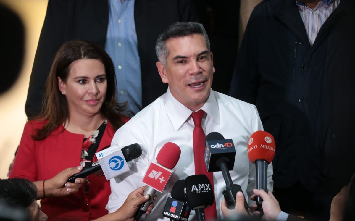 En el audio se escucha a Alejandro Moreno decirle al diputado que les “va a ir a toda madre” . | Jesús Quintanar