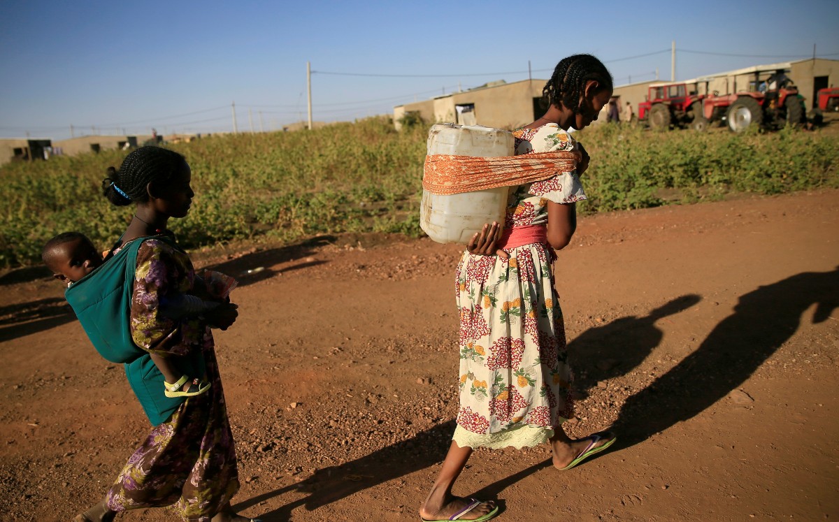 La ONU reporta que más de 50 mil personas han sido desplazadas de Darfur. (Reuters)