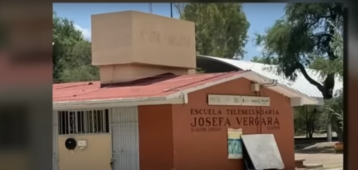 El ataque se realizó en la secundaria Josefa Vergara. (Captura de pantalla)