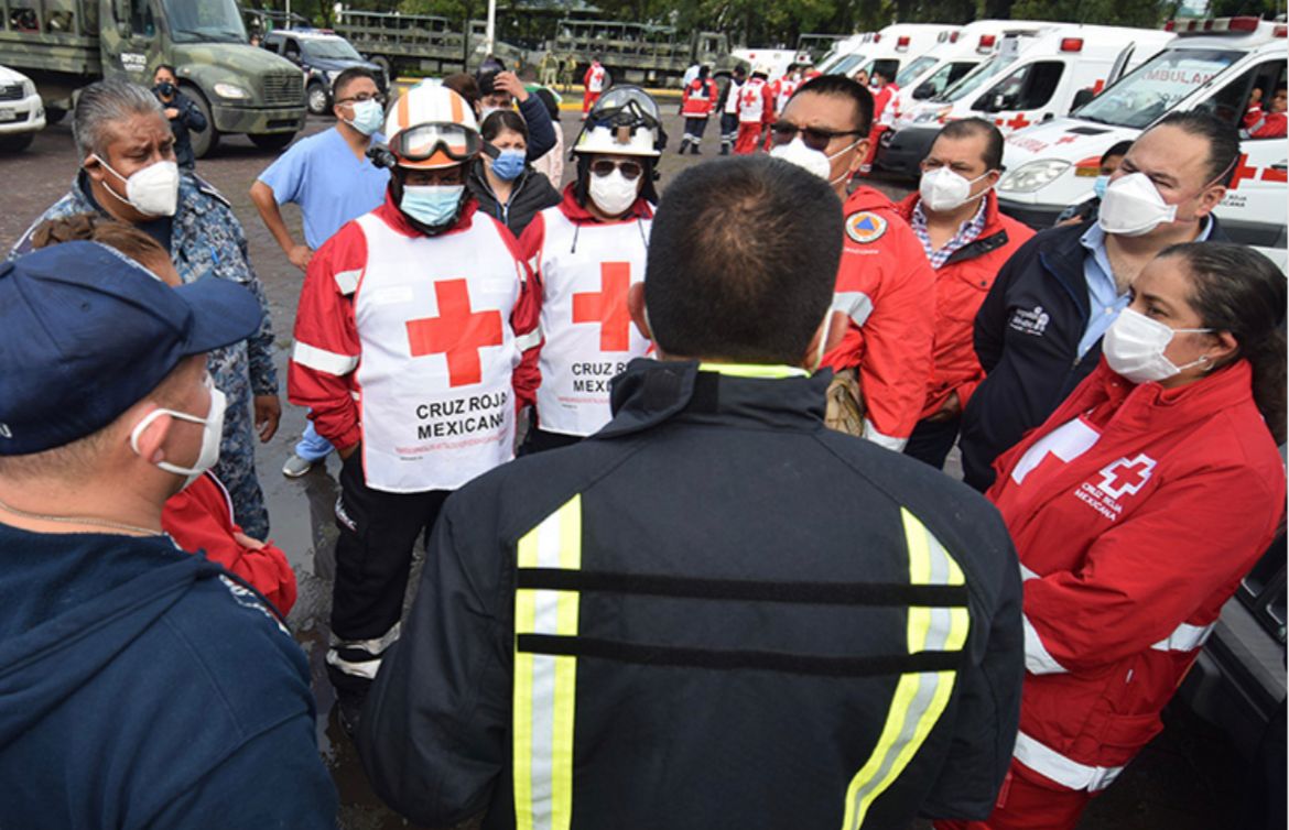 Autoridades de rescate y emergencias de Tula. (Francisco Villeda)