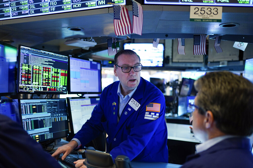 Corredores de bolsa de Wall Street. (Foto: AP/ Seth Wenig)