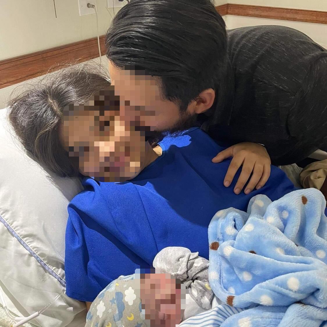 El recién nacido ya se encuentra con su madre. (Said Betanzos)