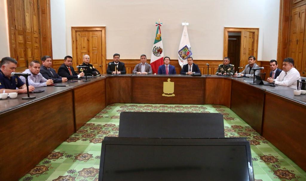Gobierno de NL y Federación acuerdan crear grupo de inteligencia para combatir a delincuentes. Foto: Especial