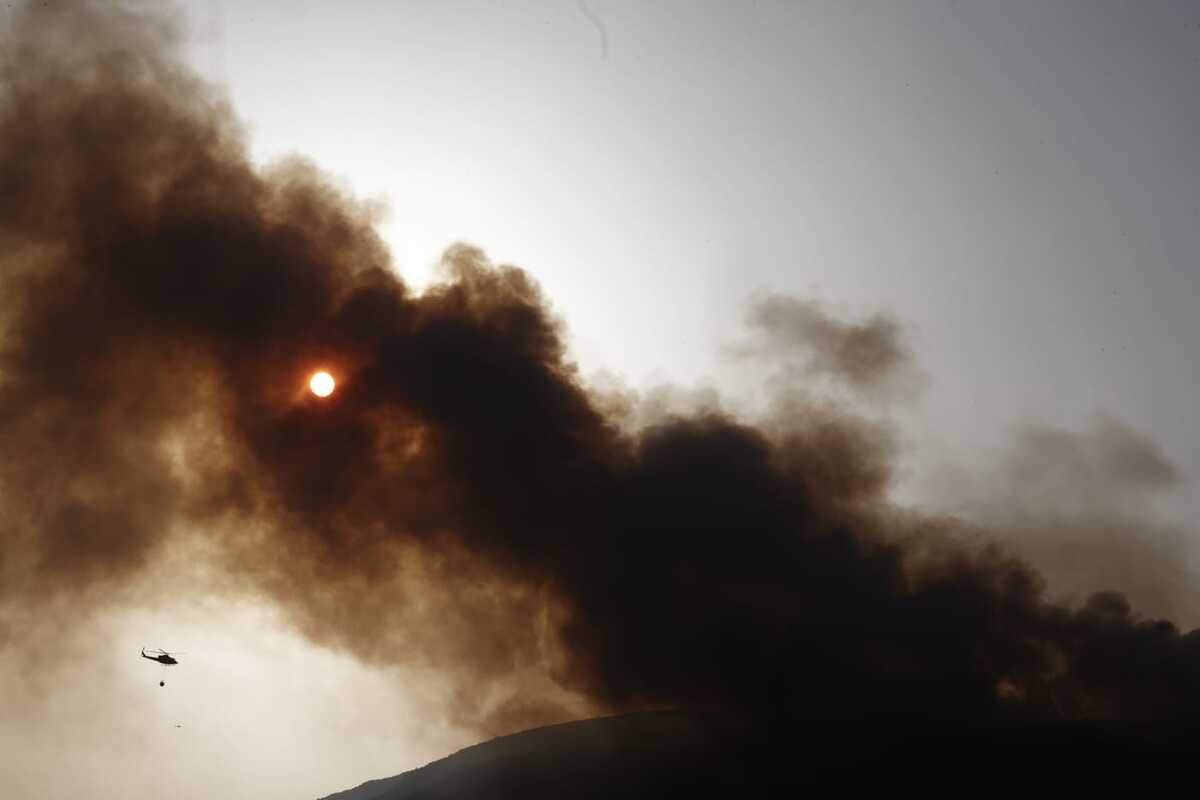 El incendio en Navarra provocó un despliegue de bomberos. | Foto de EFE