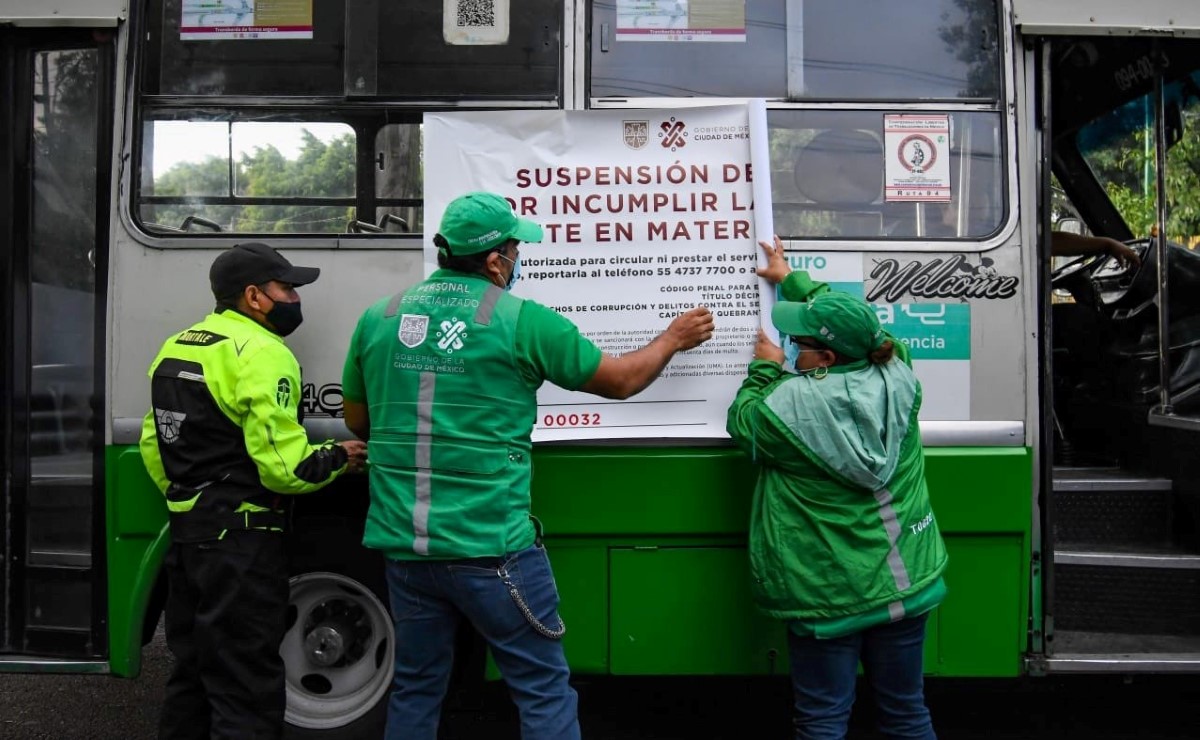La Semovi informó que sólo una unidad ha sido llevada al corralón. | Twitter Claudia Sheinbaum