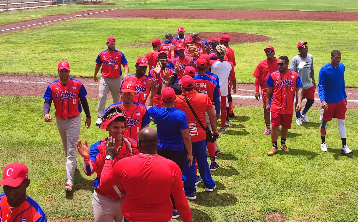 Beisbolistas cubanos escapan en México (JIT Deporte Cubano)