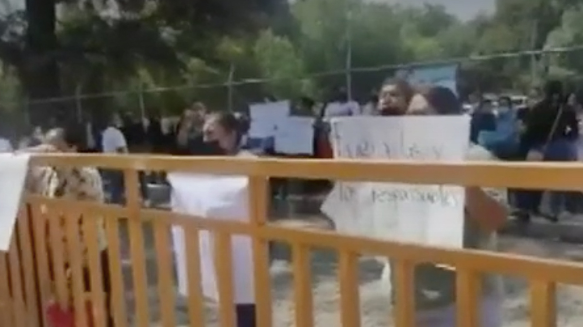 En Querétaro, un menor es quemado por sus compañeros