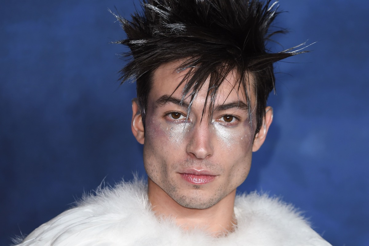 Ezra Miller vía Featureflash Photo Agency / Shutterstock.com
