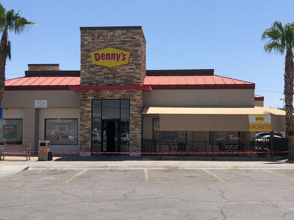 La agresión se reportó en el restaurante Denny's. | Especial
