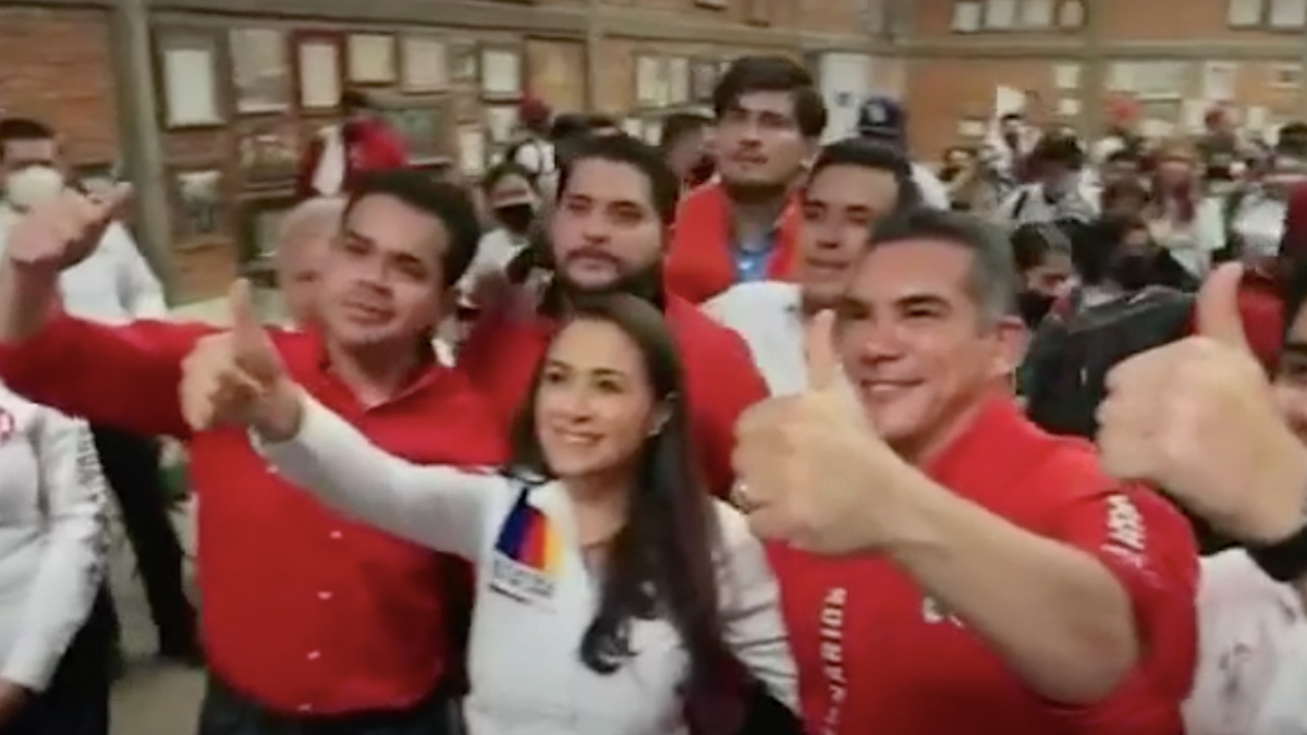 Osorio Chong no asiste a reunión por desacuerdos