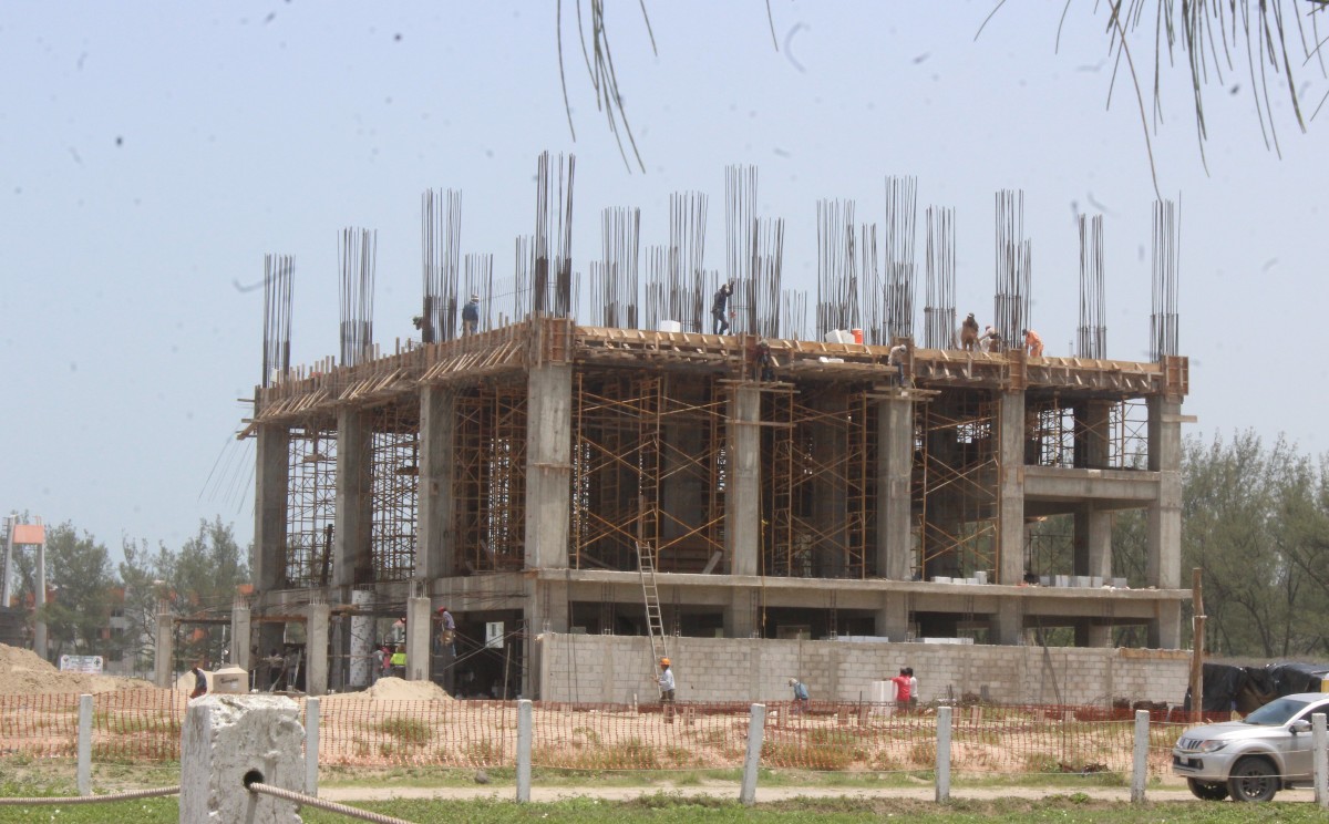 Playa Miramar de Ciudad Madero recibe proyectos inmobiliarios privados. | Foto: Sergio Sánchez