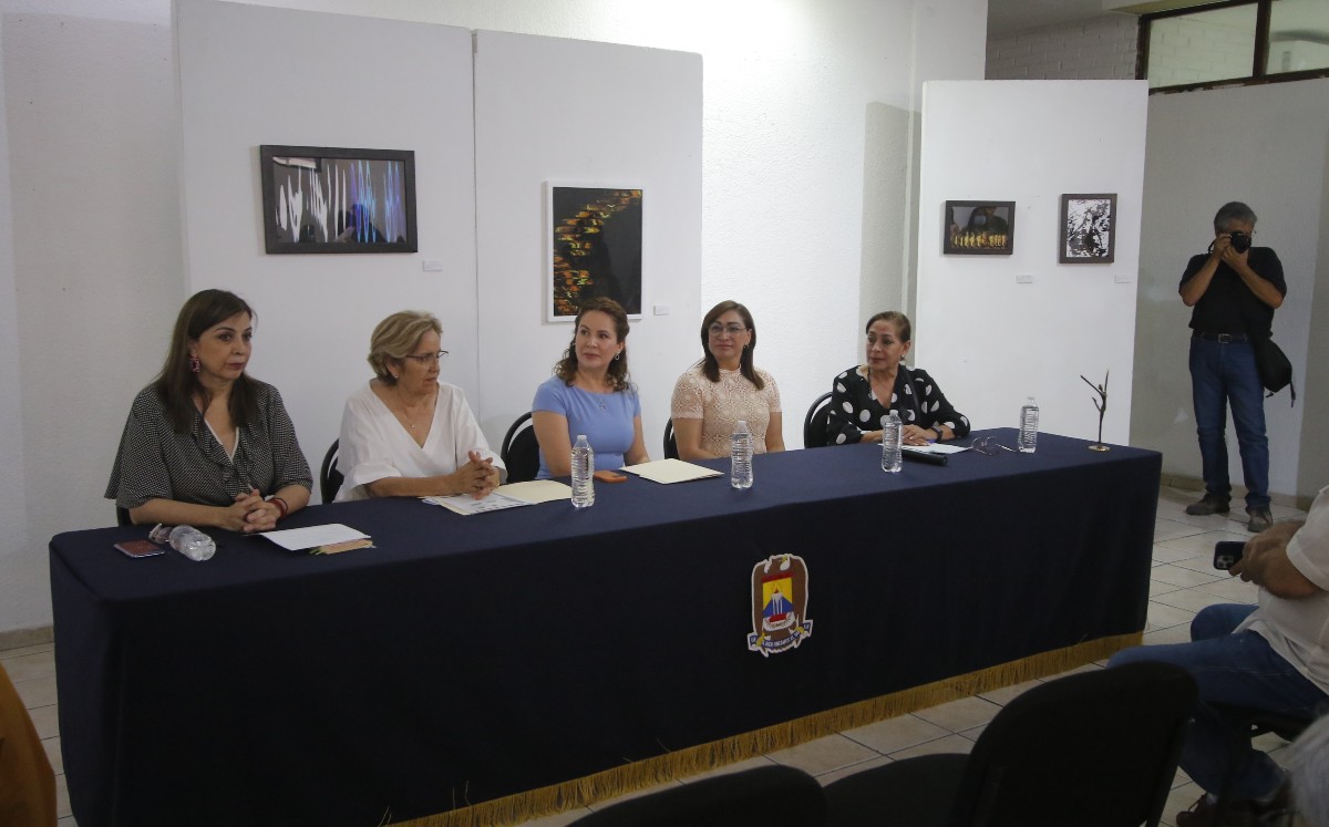 Se presentó el libro “Perdiendo me Encontré” de Cecilia Cruz. (Manuel Guadarrama)