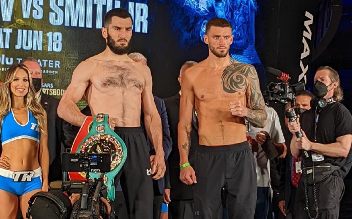 Artur Beterbiev y Smith Jr vencen la báscula y todo está listo para la pelea del sábado (Instagram)
