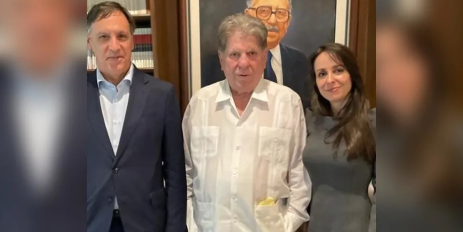 Carlos García Carbayo, alcalde de Salamanca, hizo una visita de cortesía a Francisco A. González, presidente del Consejo de Grupo Milenio- Multimedios