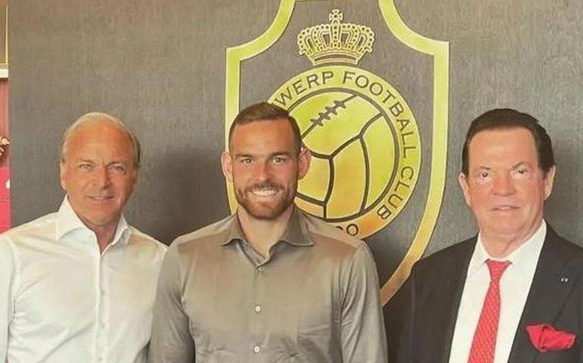 Vincent Janssen es nuevo jugador del Royal Antwerp (Cortesía)