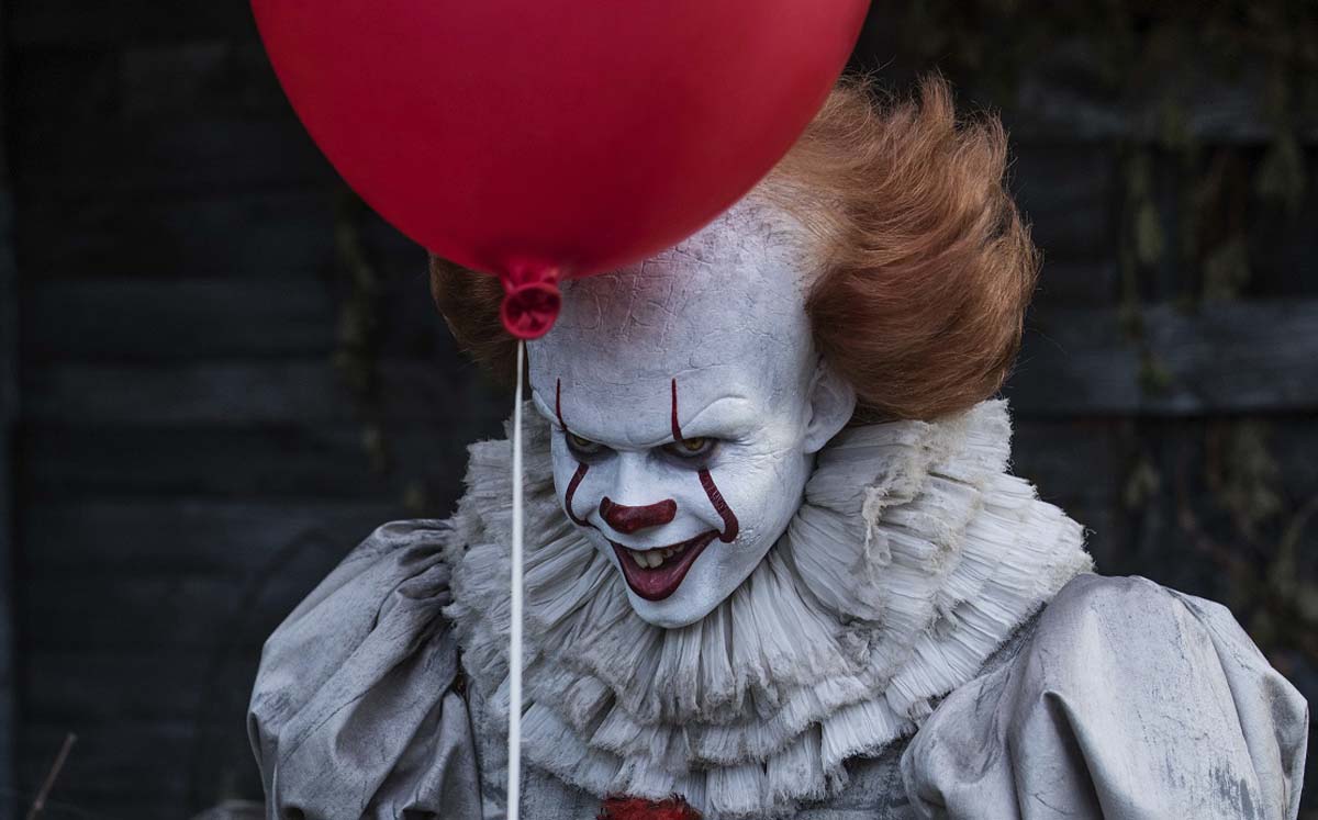 El actor Bill Skarsgard es el encargado de interpretar al payaso Pennywise en la nueva versión de 'Eso'.