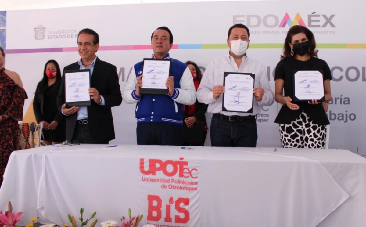 "Esta firma fortalece la política educativa del gobierno estatal": Maribel Góngora.