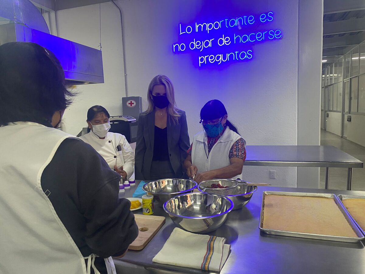 Hay 215 personas en capacitaciones.
