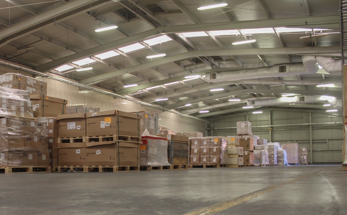 Naves industriales en Tamaulipas se utilizan para almacenar productos.