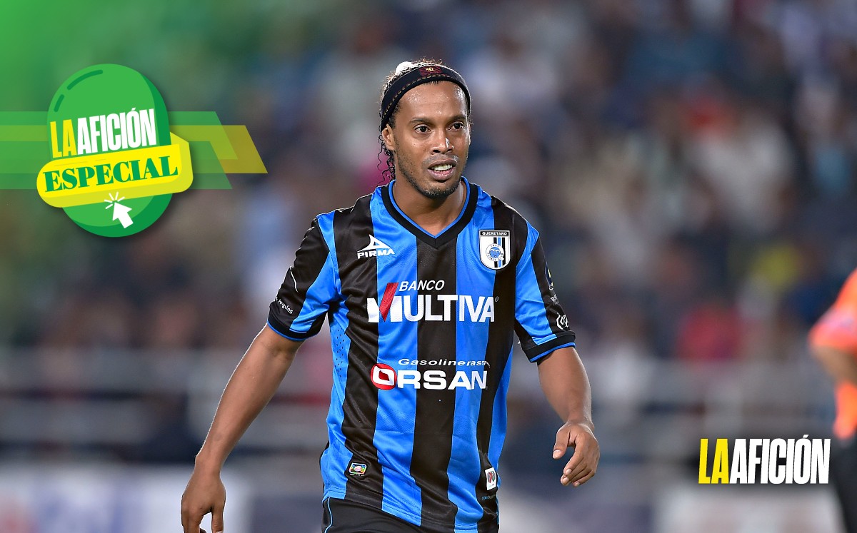 En 2014, Ronaldinho ficha con los Gallos Blancos de Querétaro (Imago7)