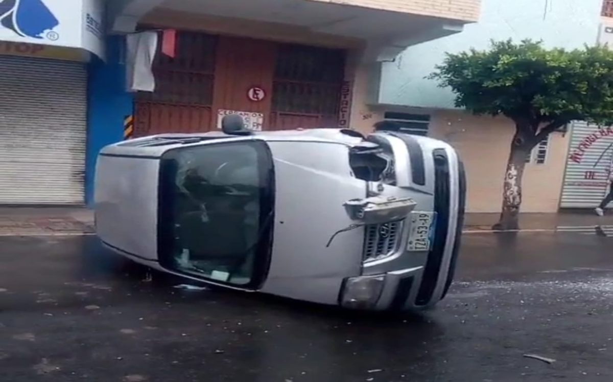 Accidente vial en el centro de Tehuacán | Especial