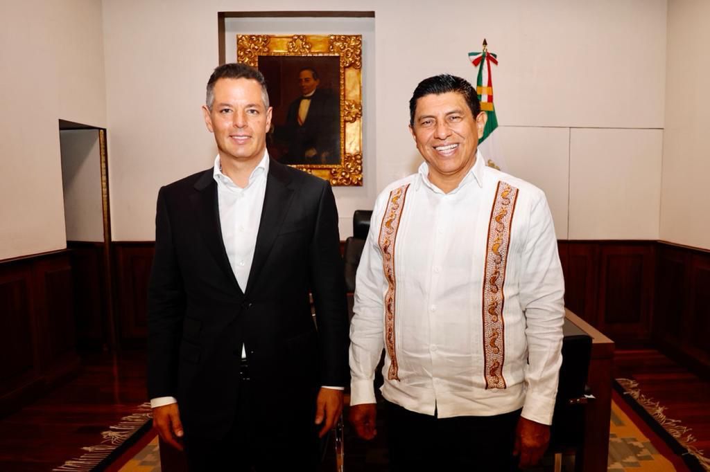 Alejandro Murat con el Gobernador Electo Salomón Jara