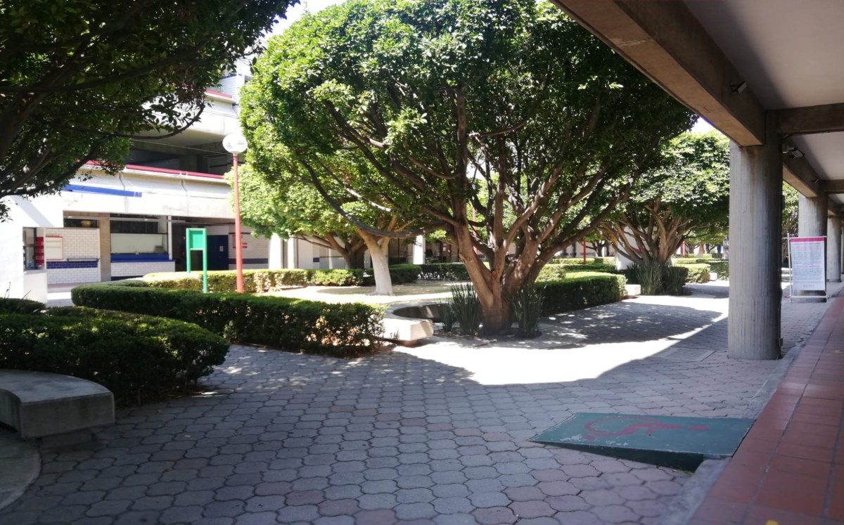 Recibe Ibero Puebla amenaza de bomba colocada en su biblioteca | Jaime Zambrano