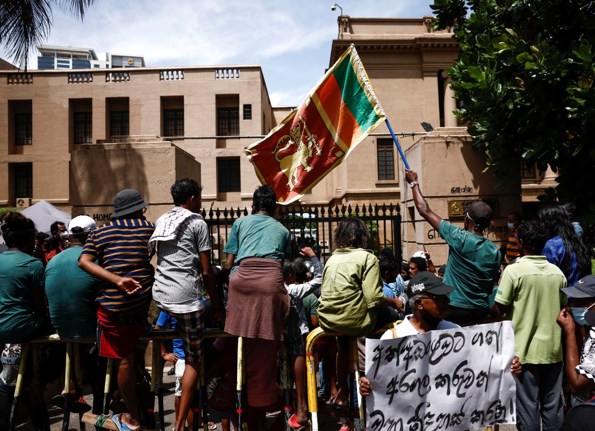 Sri Lanka tiene una grave crisis económica, al grado de no poder pagar sus compromisos fiscales. (Reuters)
