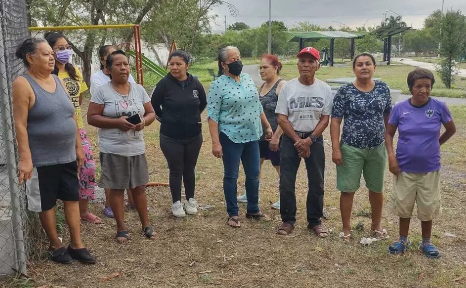 Vecinos de la colonia Fomerrey 35 cumplen un mes sin agua. Foto: Fabricio Gallegos.