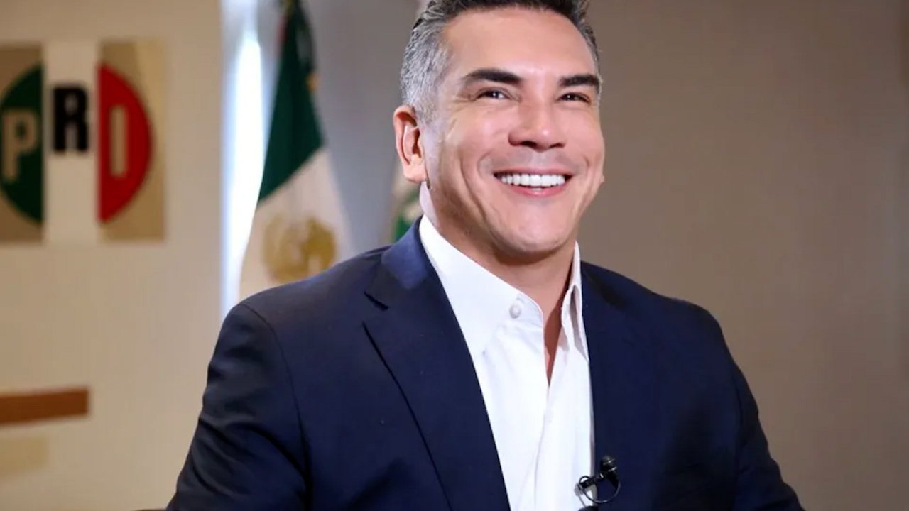 Alejandro Moreno rechaza reunión privada con ex presidentes del PRI