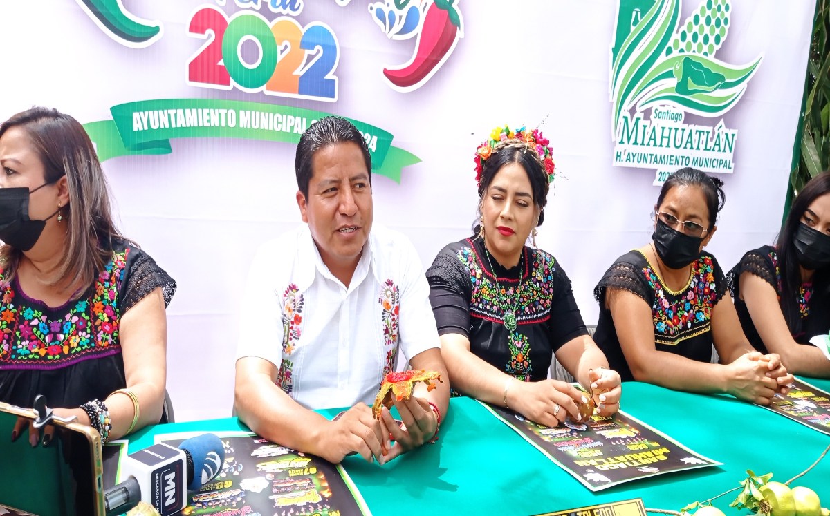 Feria del mole miahuateco, apegada a indicaciones por nuevos decretos