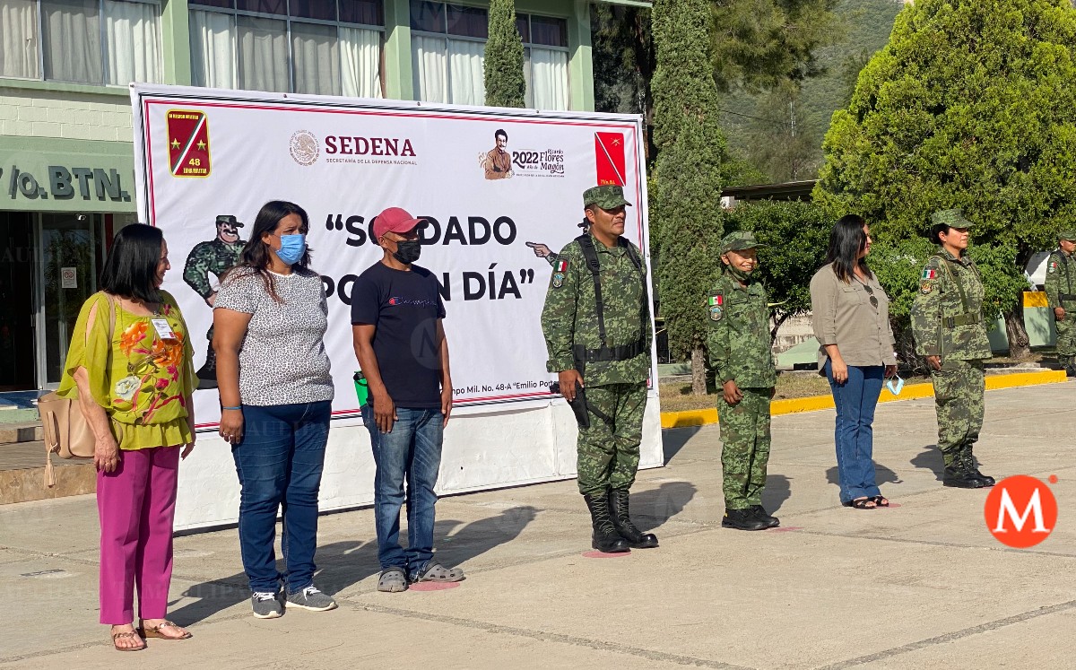 Jorge Gómez Segovia se convirtió este viernes en “Soldado por un Día"