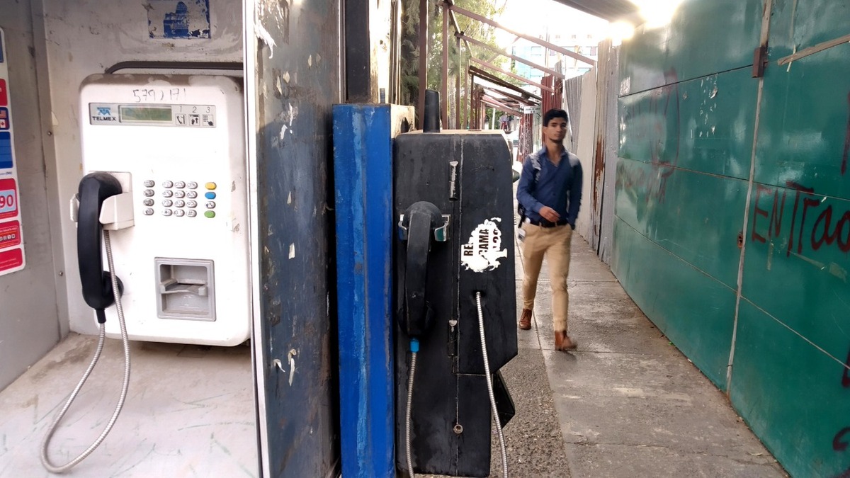Teléfonos públicos
