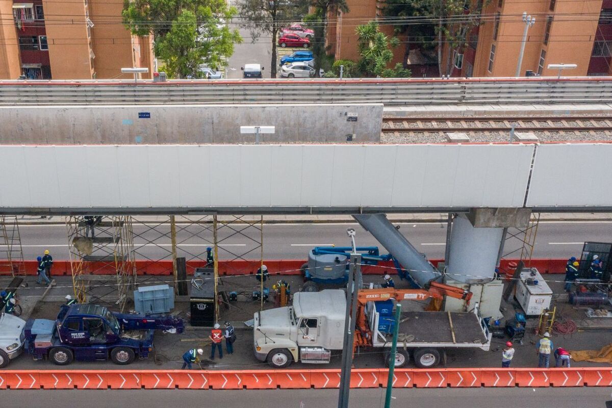 Trabajos de mantenimiento en diversos tramos de la Línea 12. (Cuartoscuro)