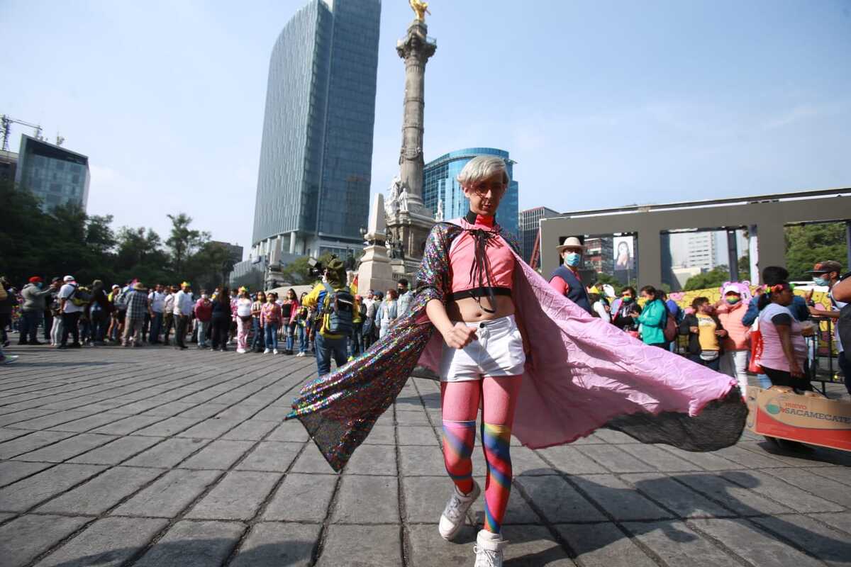 https://cdn.milenio.com/uploads/media/2022/06/25/marcha-inicio-angel-independencia-juan.jpeg