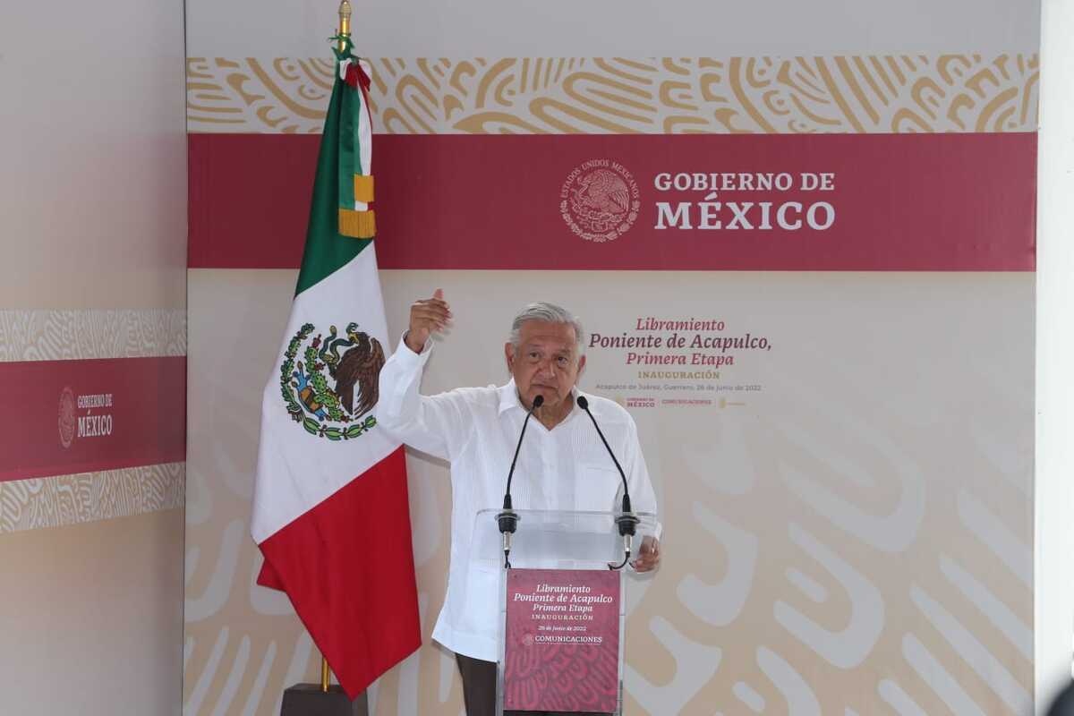 AMLO supervisó la fase 1 del libramiento poniente de Acapulco | Foto: Javier Ríos