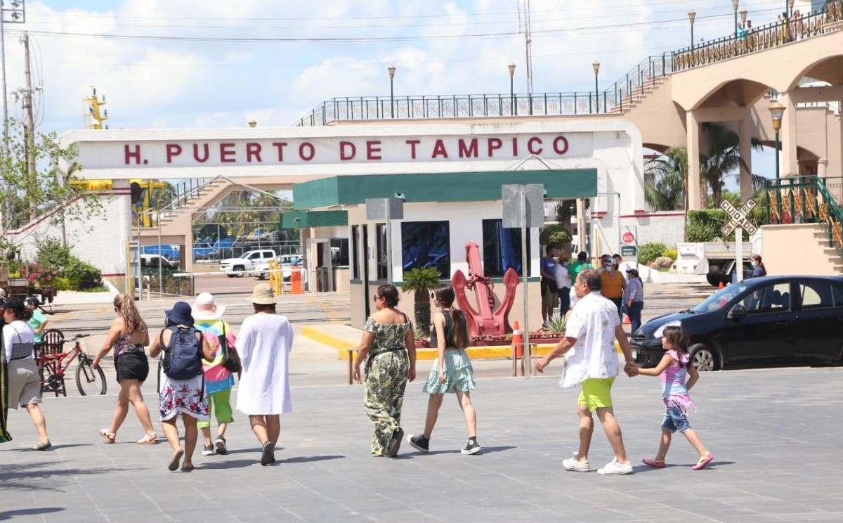 Tampico registra en los fines de semana mayor afluencia de turismo. | Foto: Yazmín Sánchez