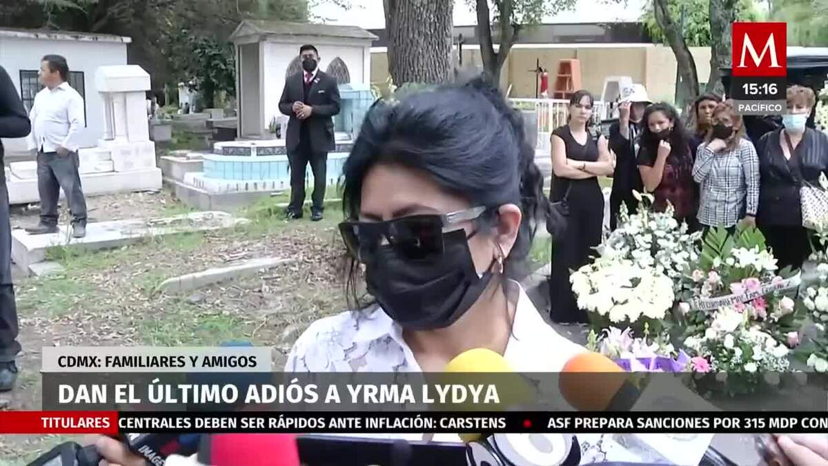 Amigos y familiares se despiden de Yrma Lydya