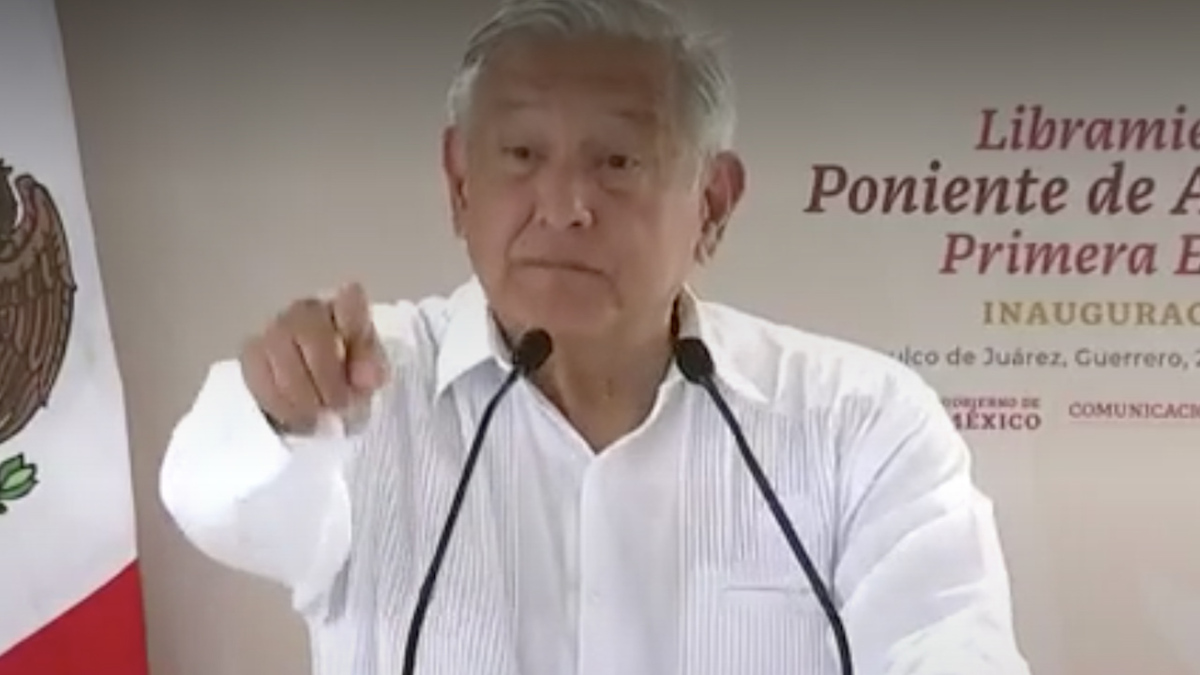 AMLO: deseo que lleguen los carros eléctricos