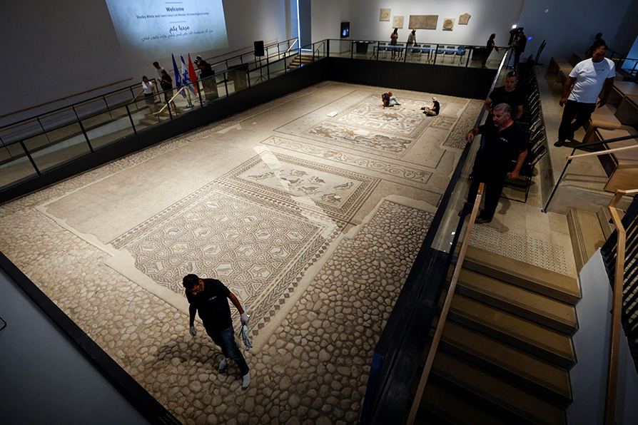 Tras su restauración por parte de la Autoridad de Antigüedades de Israel, ahora ha vuelto al lugar original donde fue encontrado.
