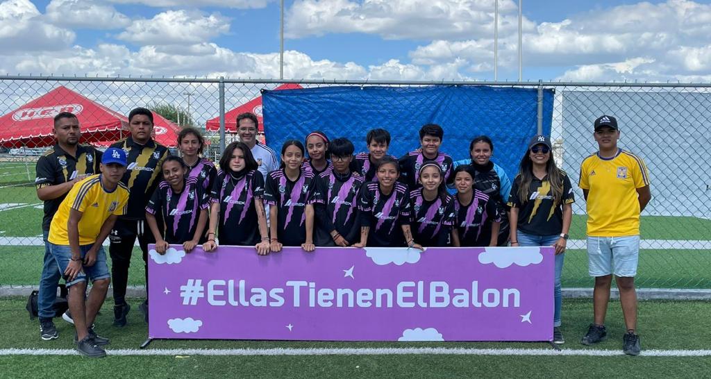Con Tigres y Cemex, “Ellas tienen el balón”. Foto: Especial