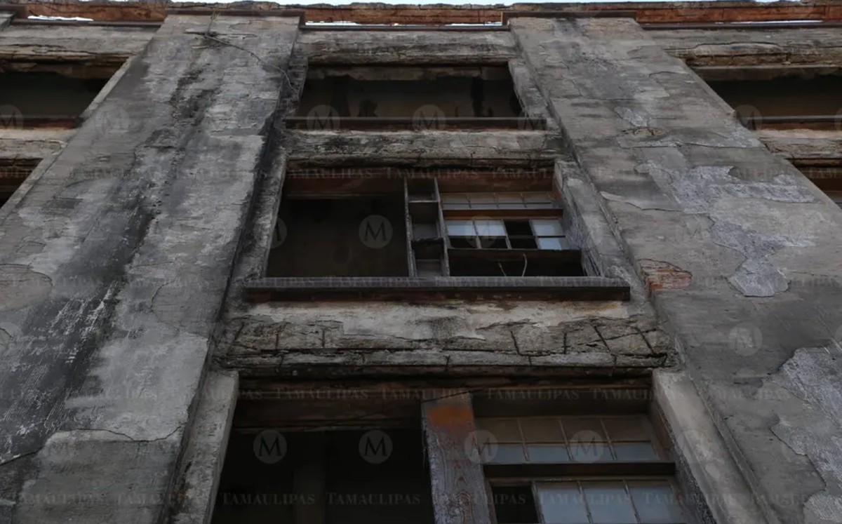 Exigen a dueños reparar edificios de riesgo en Centro de Tampico