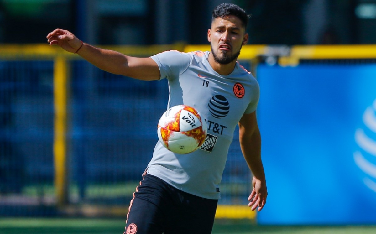 Valdez y Otero todavía usan el plumaje de la Águilas (Imago 7)
