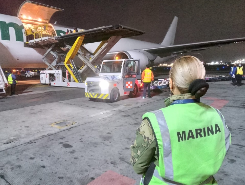 Arribo al país de tercer embarque de vacunas pediátricas contra covid-19.