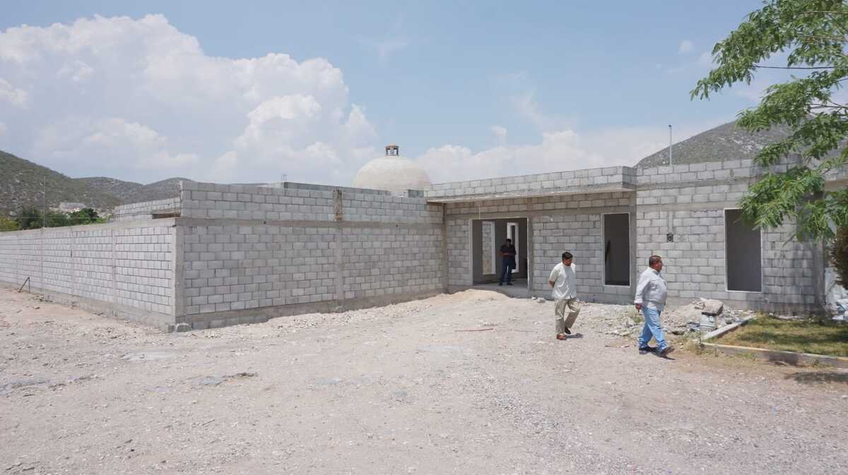 Se trabaja en los detalles y acabados en la parte de la construcción de la obra civil. (Luis Alatorre)
