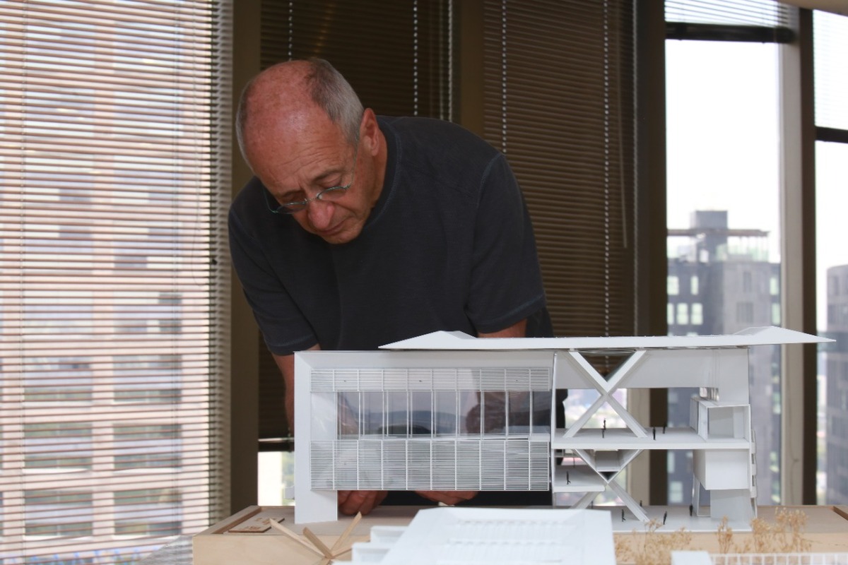 El arquitecto Benjamín Romano, director del despacho LBR&A. (Foto: Juan Carlos Bautista)