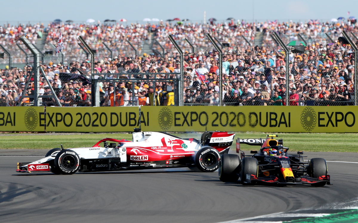 Checo Pérez en Red Bull 2021