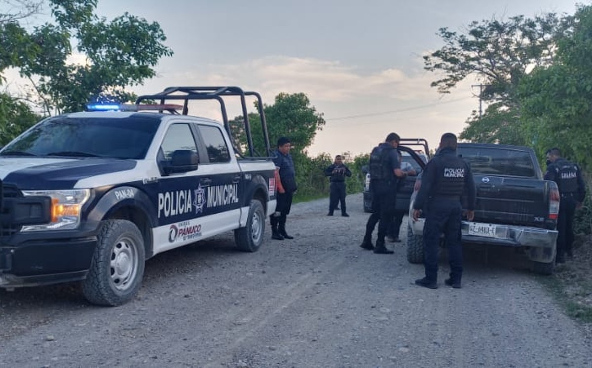 Refuerzan operativos policiacos en caminos ejidales de Pánuco
