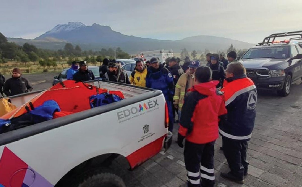 Son altruistas, no cobran por ascender a las búsquedas ni los rescates, | Especial.