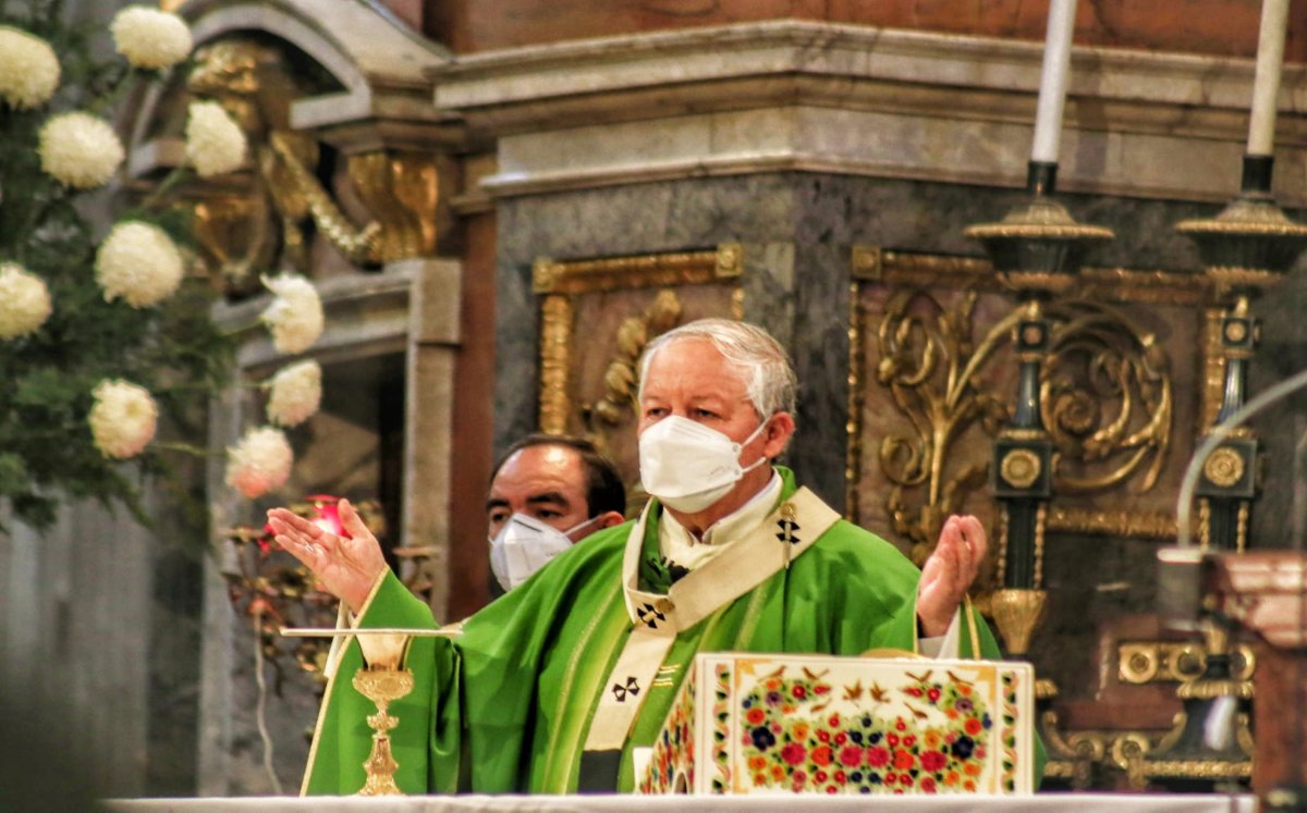 Arzobispo de Puebla | Andrés Lobato